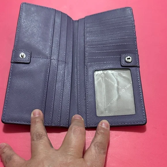 Michael Kors purple and White Floral Wallet - Picture 3 of 3